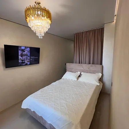 золотой берег жк посейдон новая 2026 этаж 3 есть паркинг Apartment Odesa